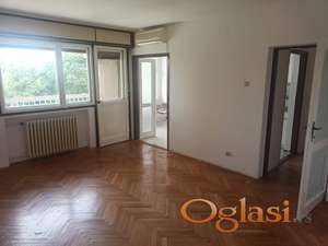 Prodajemo 2.5 stan na Keju, Novi Sad, 67m2, 149350e